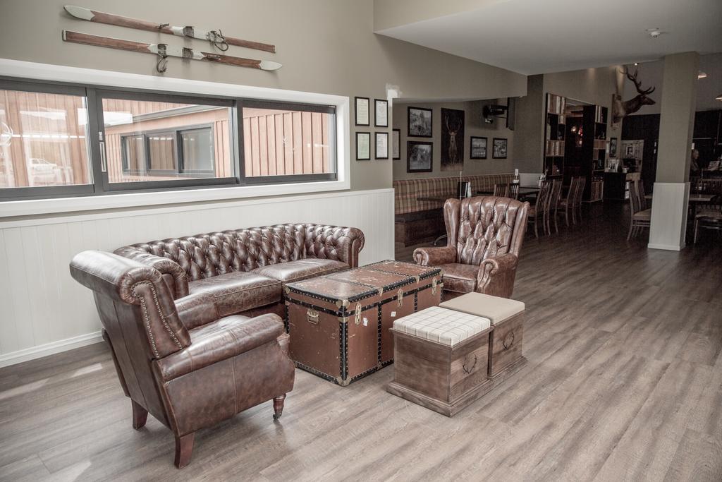 The Harvest Hotel Кромуел Екстериор снимка
